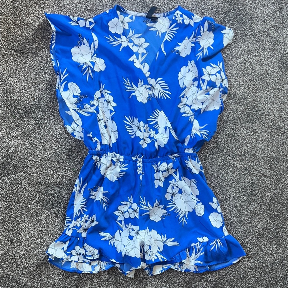 Blue and White Floral Romper with Ruffled Sleeves